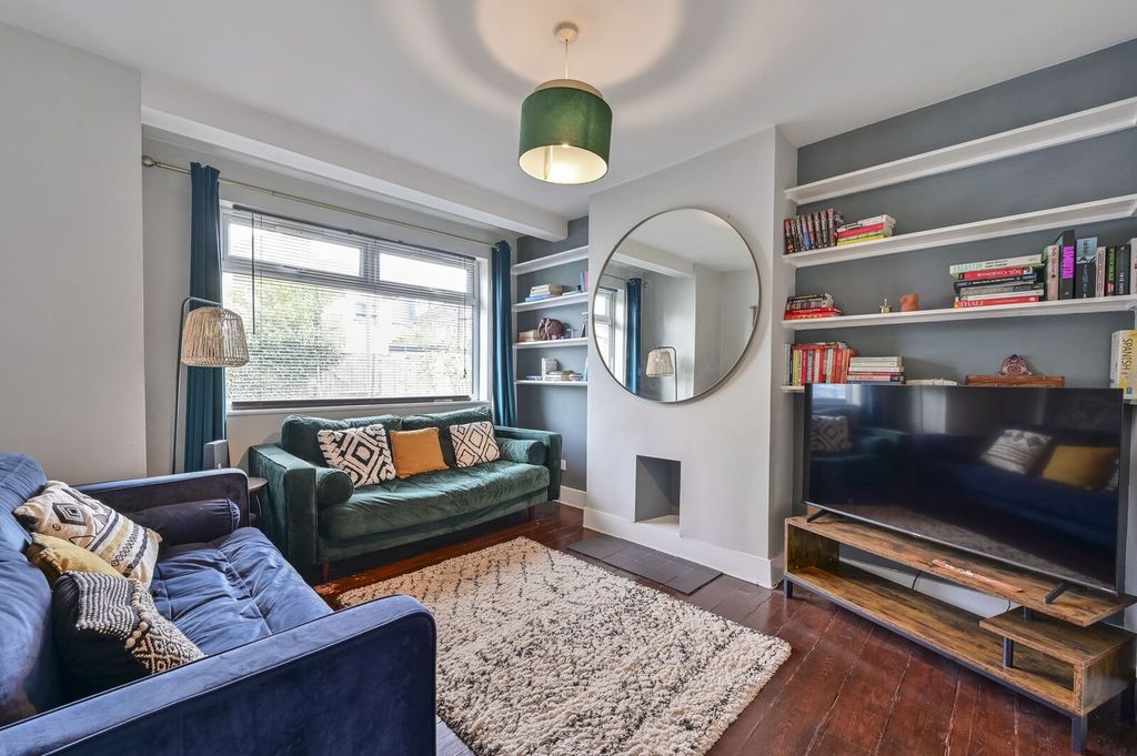 Property photo 1 of 13