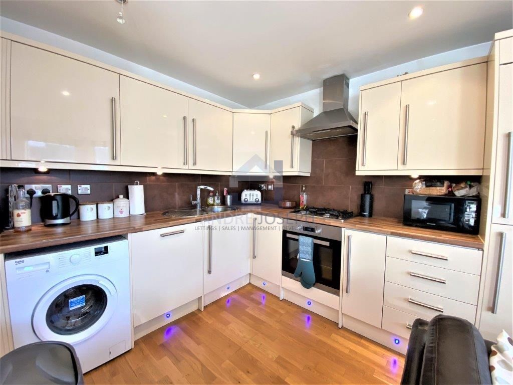 Property photo 2 of 9 Photo 2