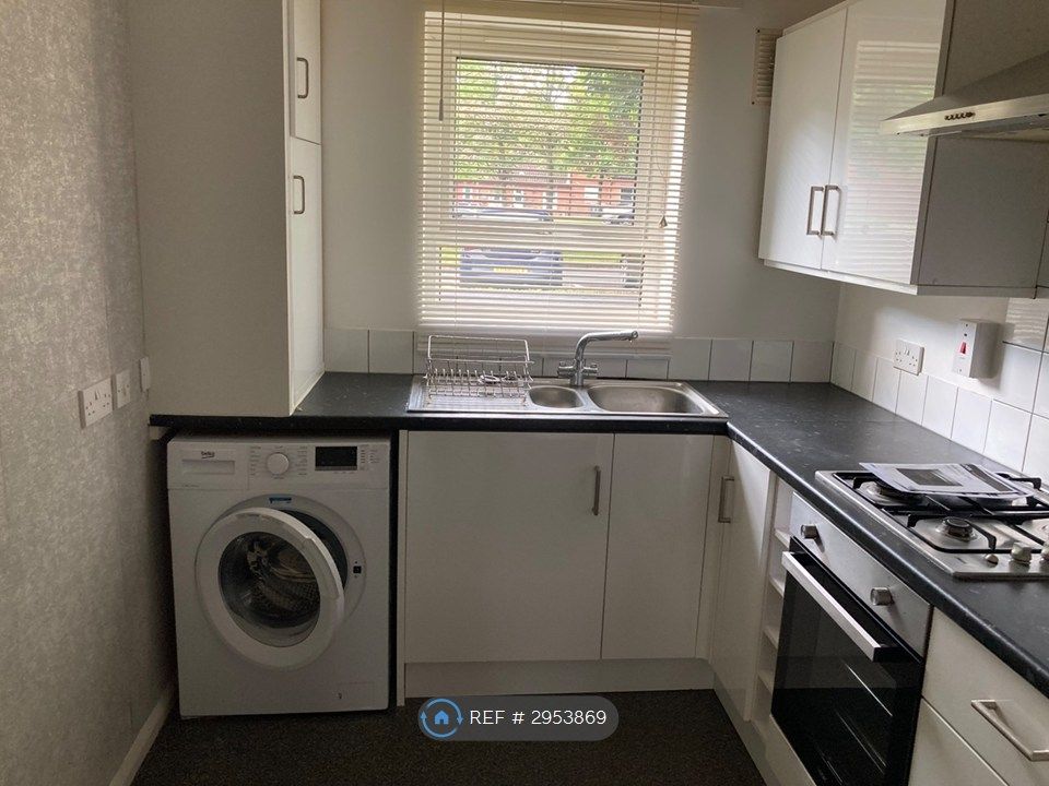 Property photo 2 of 12