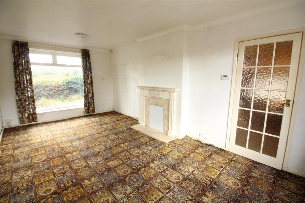Property photo 2 of 10 Img_0035.Jpg