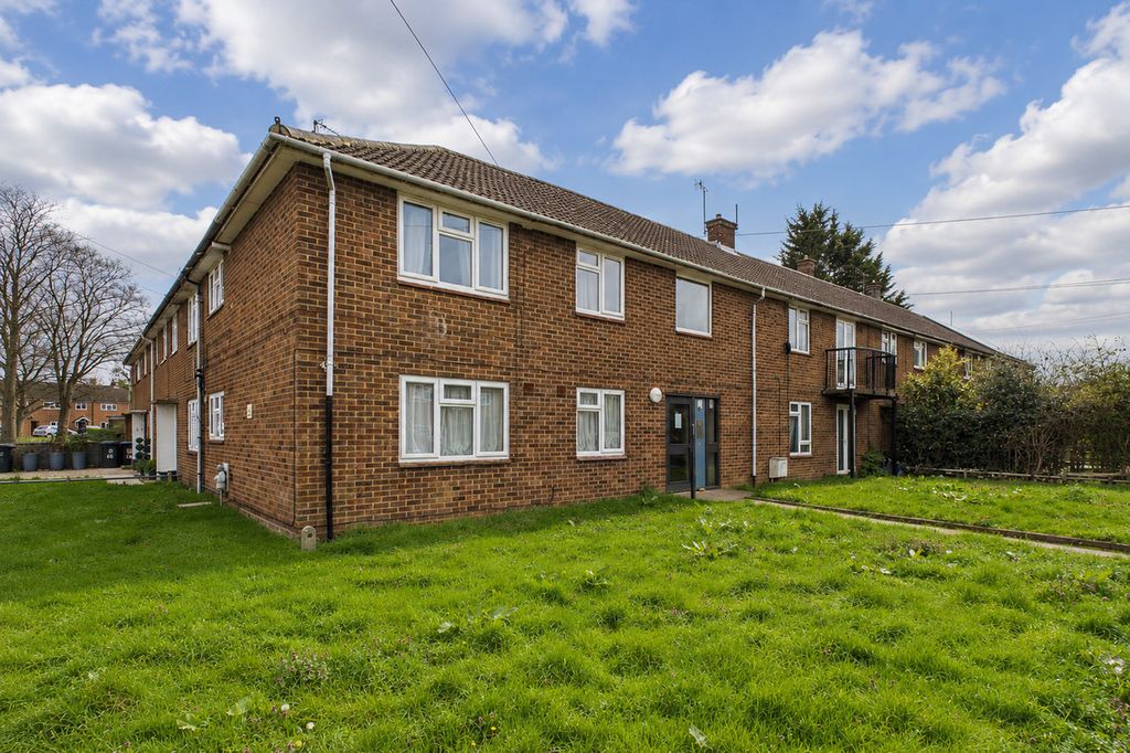 Property photo 1 of 12