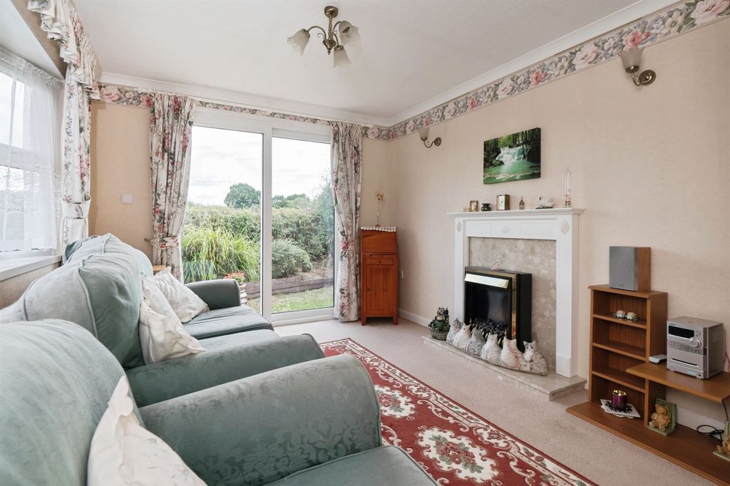 Property photo 2 of 15