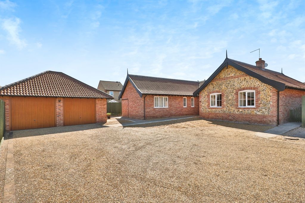 Property photo 1 of 20