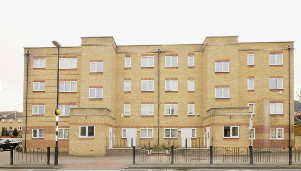 Property photo 1 of 5