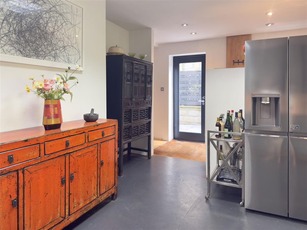 Additional image 13 of 5 bed semi-detached house for saleVictoria Road, Penarth CF64