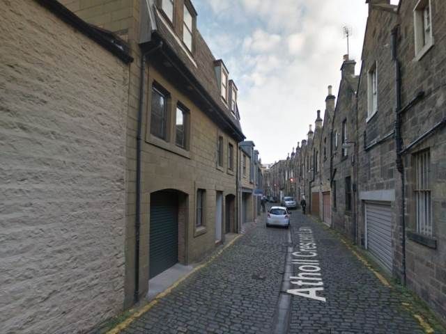 Property photo 1 of 9 Exterior