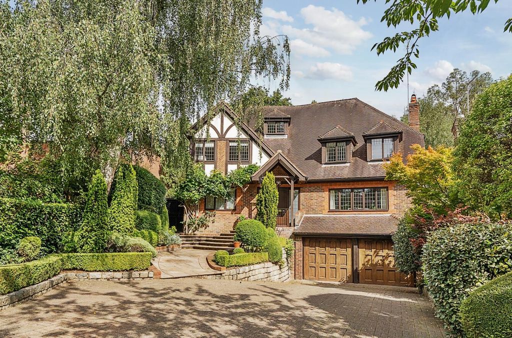 Property photo 1 of 23 1326278-1-6889E8Fd6Af2F.Jpg