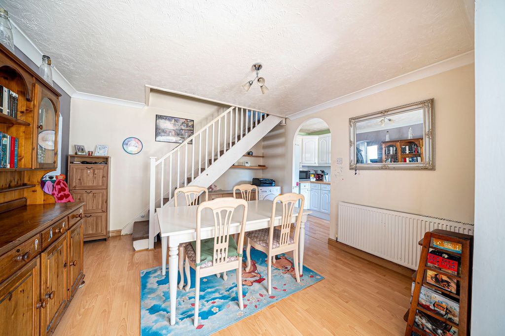 Property photo 3 of 18 Dining Room