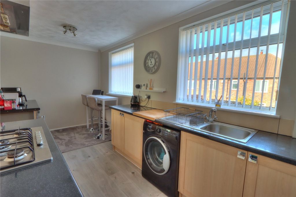 Property photo 3 of 13 Picture No. 17