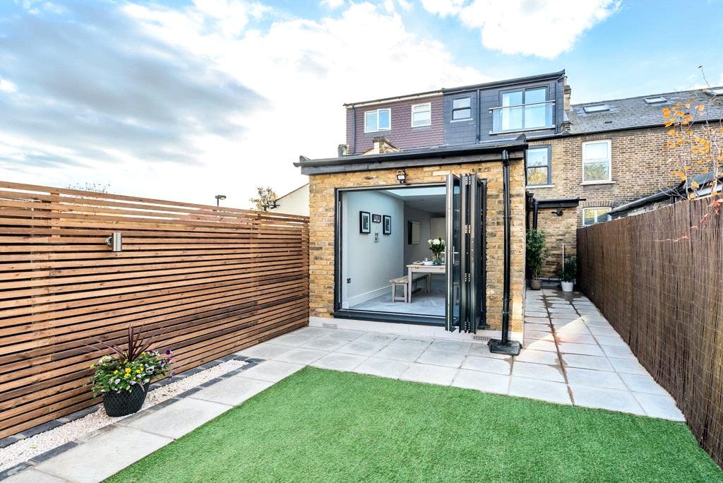 Property photo 1 of 31 Picture No. 19