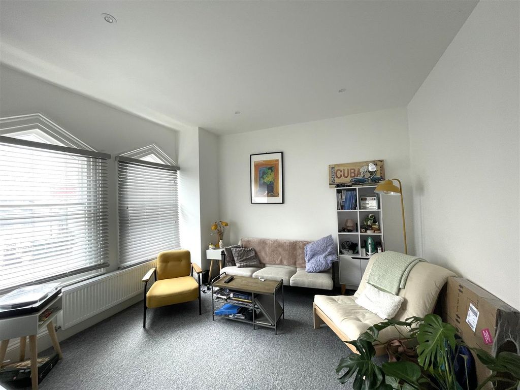 Property photo 1 of 9 Img_5352.Jpg
