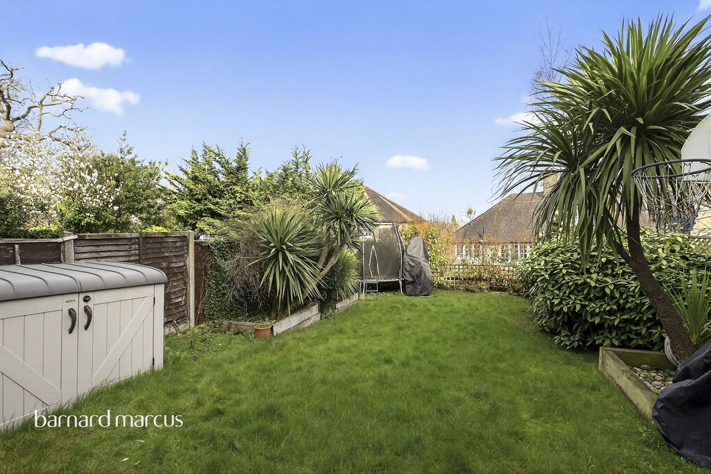 Property photo 2 of 13