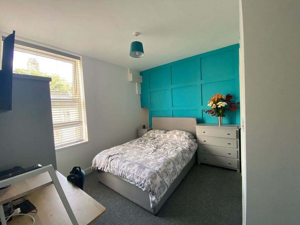 Property photo 1 of 5 Bedroom