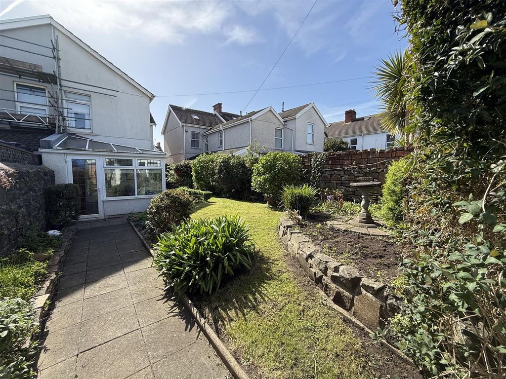 Property photo 3 of 36 Img_0629.Jpeg