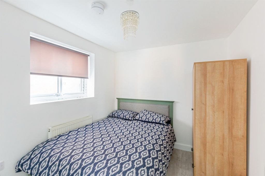 Additional image 16 of 5 bed detached house for saleHarwood Drive, Kettering NN16