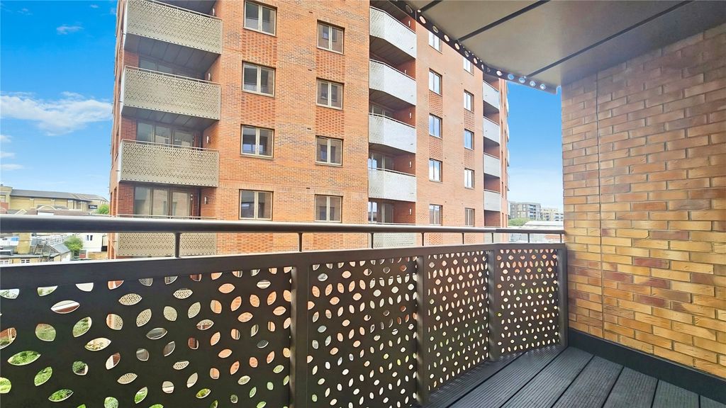 Property photo 3 of 13 Balcony