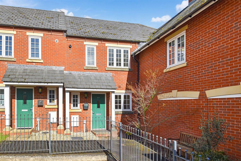 Property photo 1 of 15 Ph1_6482770.Jpg