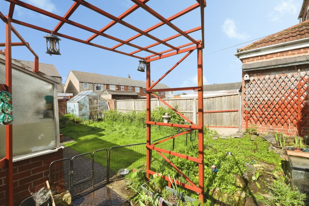 Property photo 3 of 15