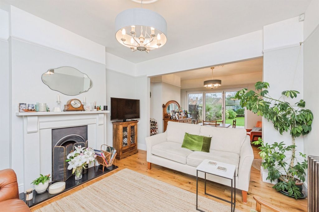 Property photo 2 of 18