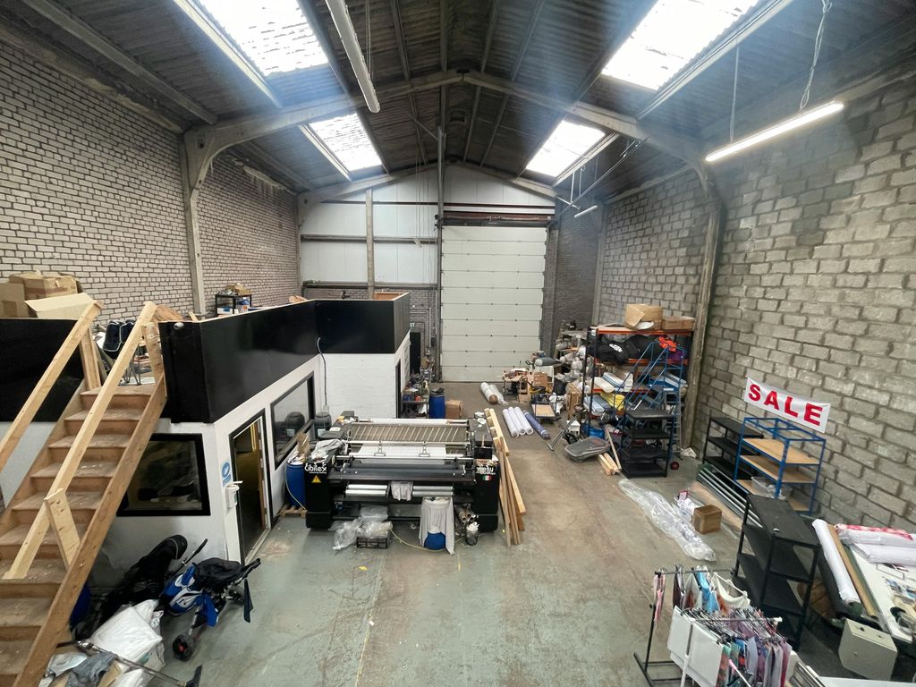 Property photo 3 of 6 003.Jpg