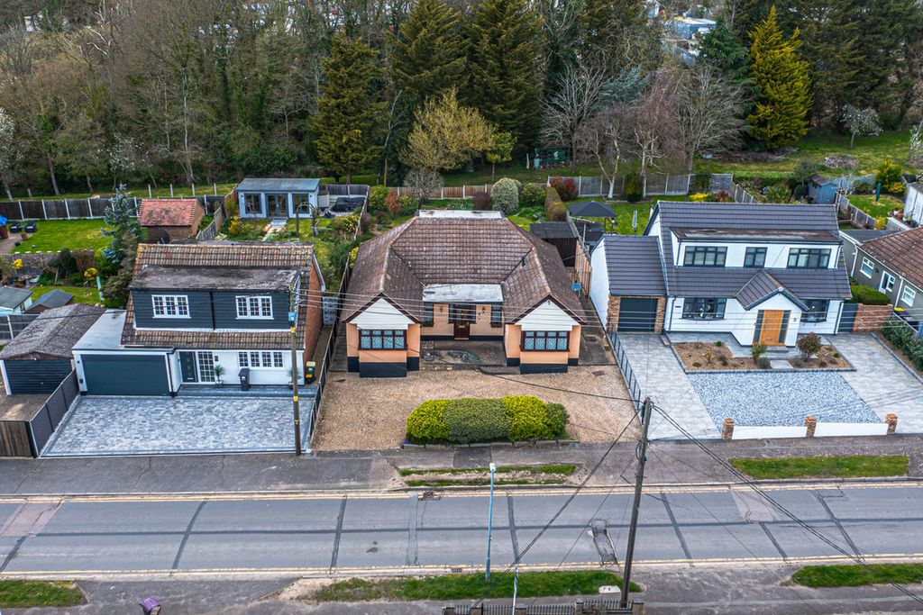 Property photo 1 of 35