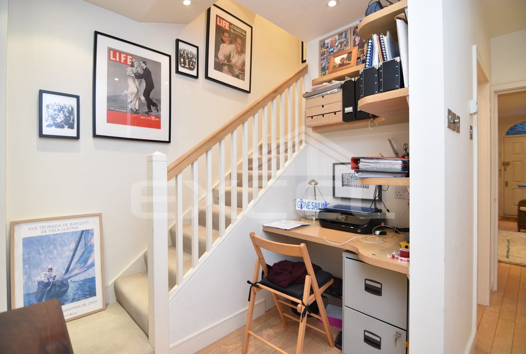 Property photo 2 of 5 Staircase