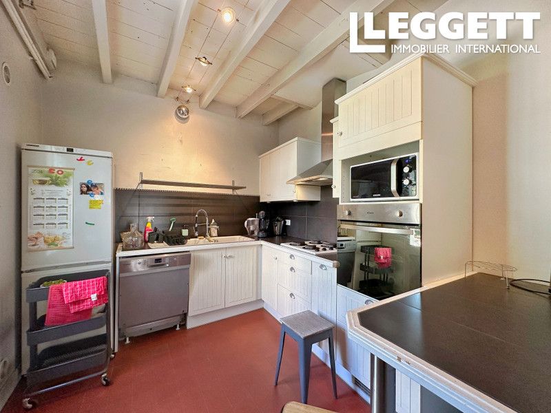 Property photo 3 of 10