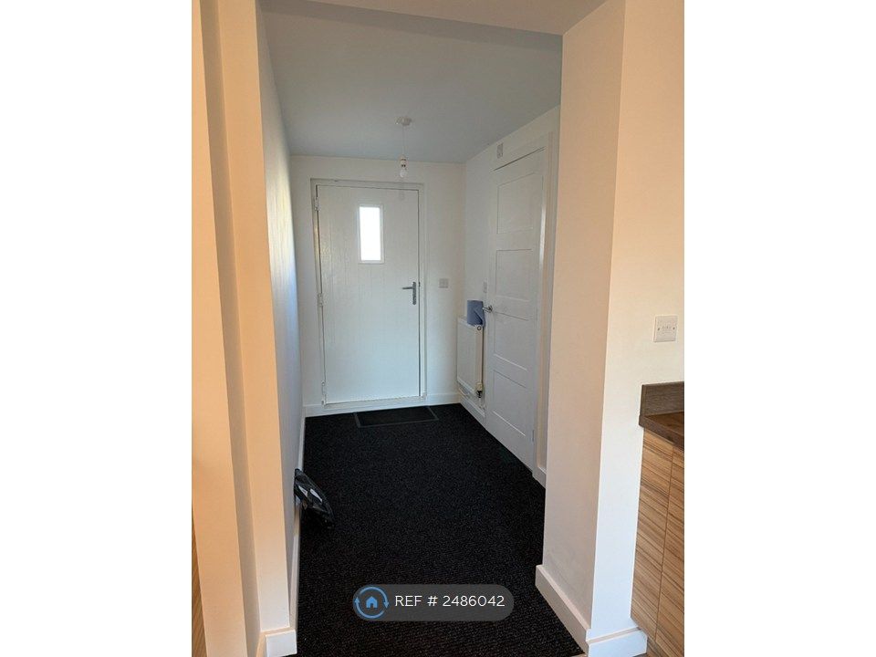 Property photo 3 of 5 Entrance