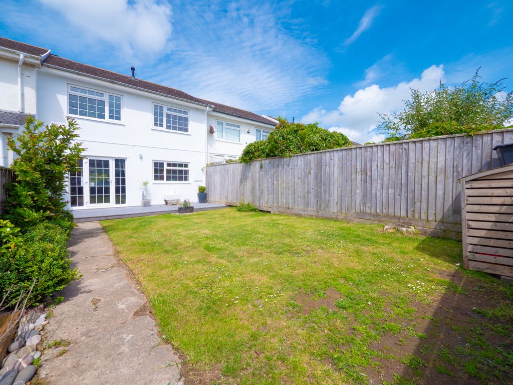 Property photo 2 of 14 P1042894