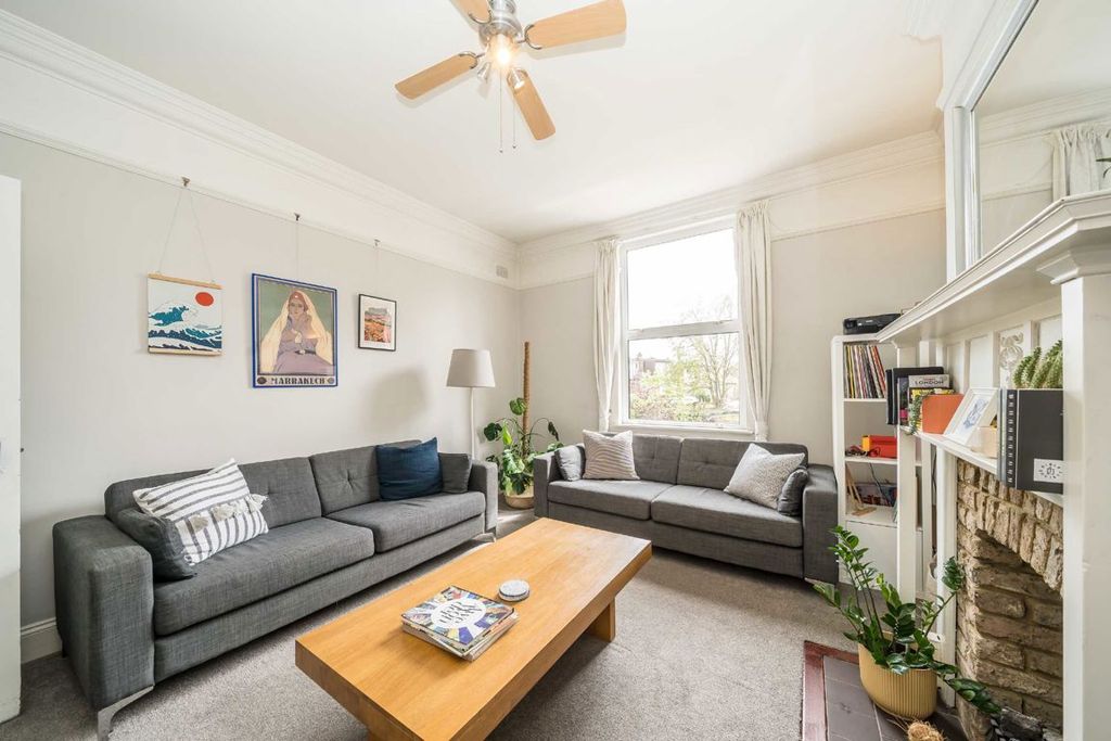 Property photo 2 of 5