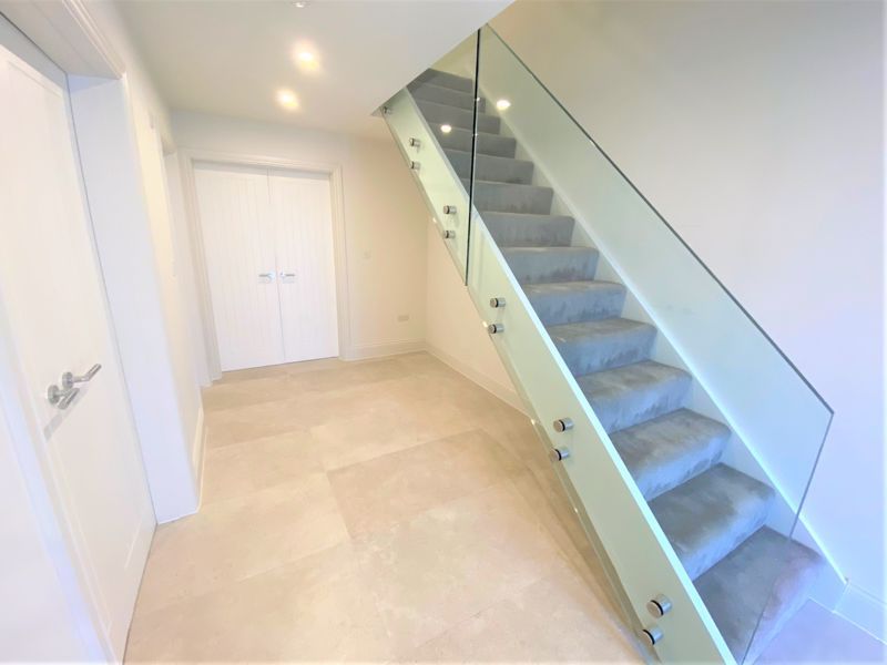 Property photo 3 of 46 Photo 19