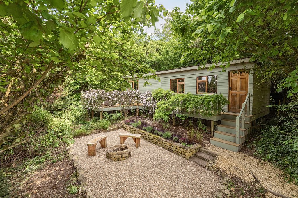Property photo 2 of 24 Annexe