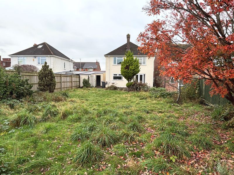 Property photo 3 of 11 Photo 11