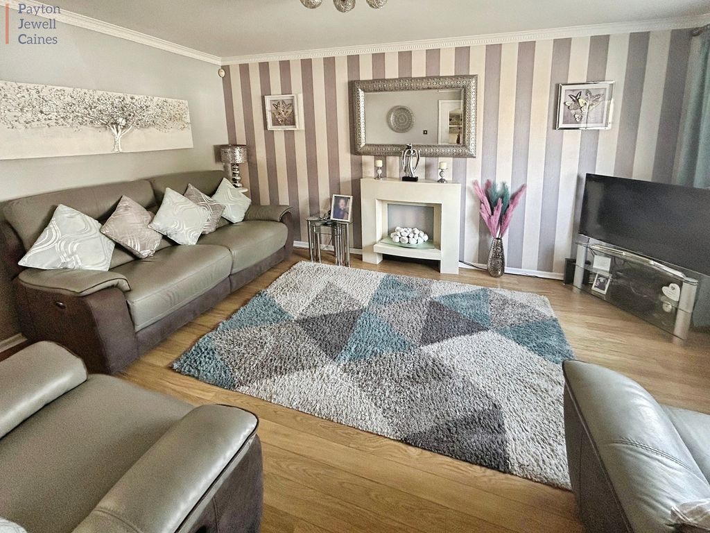Property photo 3 of 16 Not Specified