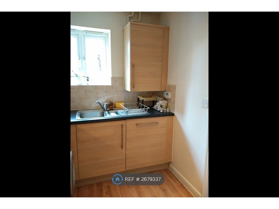 Property photo 3 of 27