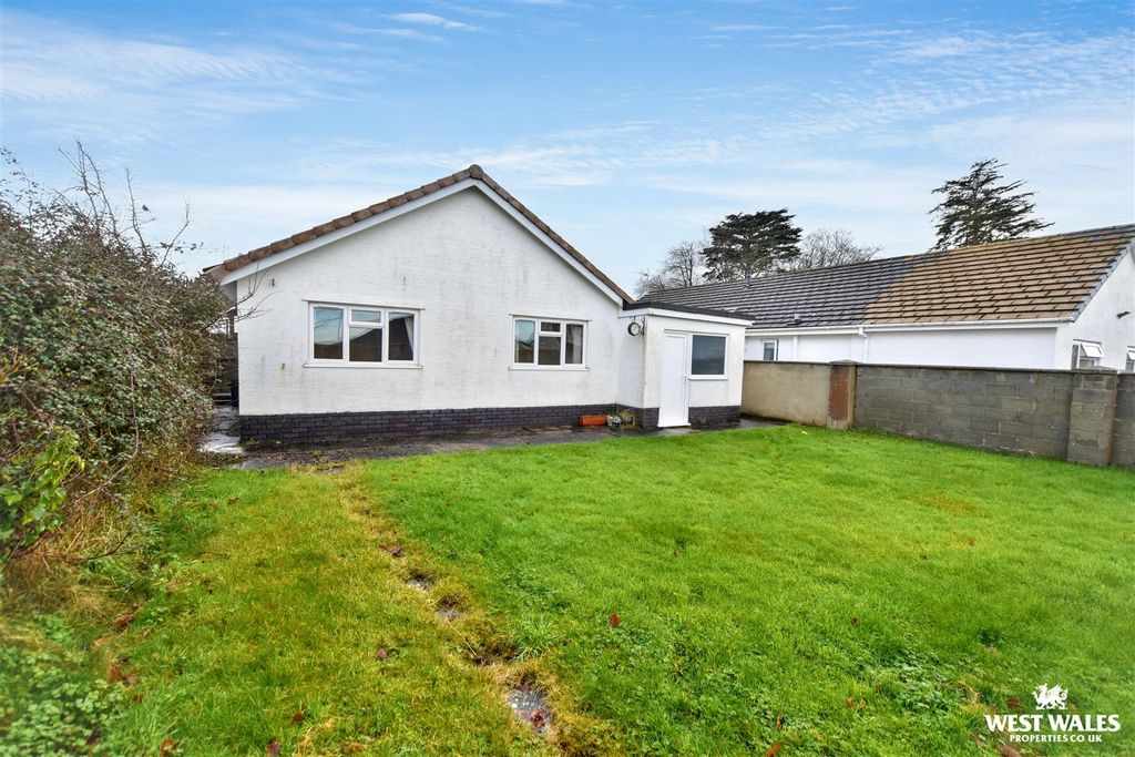 Additional image 13 of 3 bed detached bungalow for saleVicarage Fields, Pembroke SA71