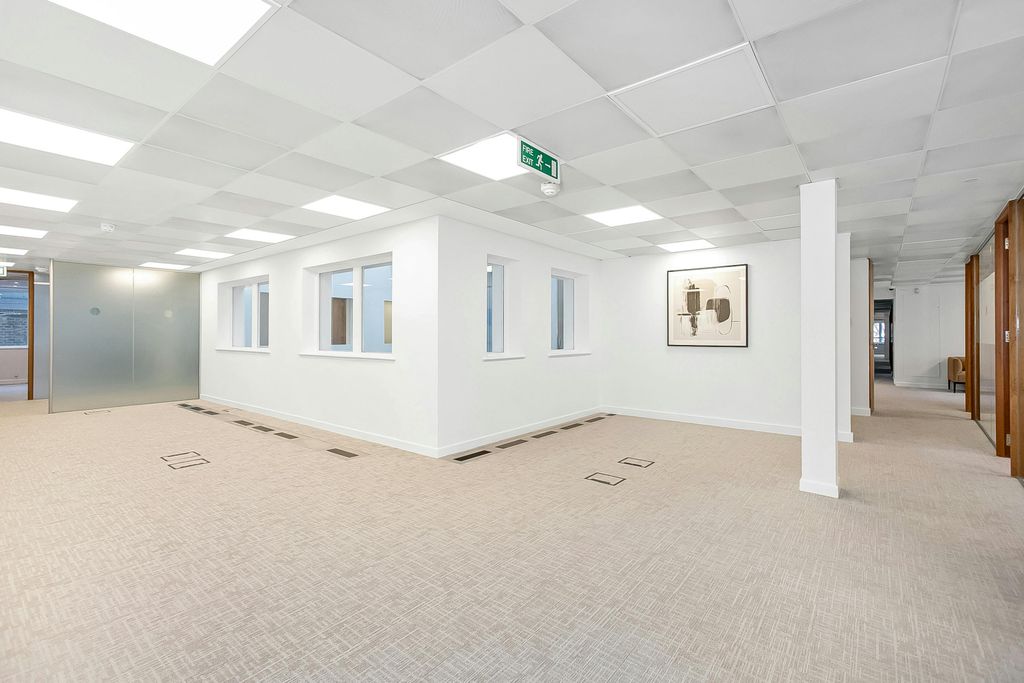 Property photo 2 of 28 R2A1786-1.Jpg