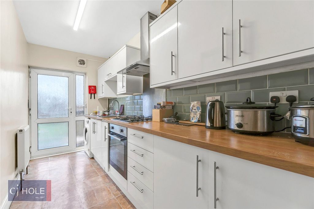 Property photo 3 of 10 Picture No. 42