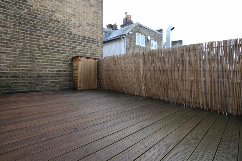 Property photo 2 of 8 Photo 4