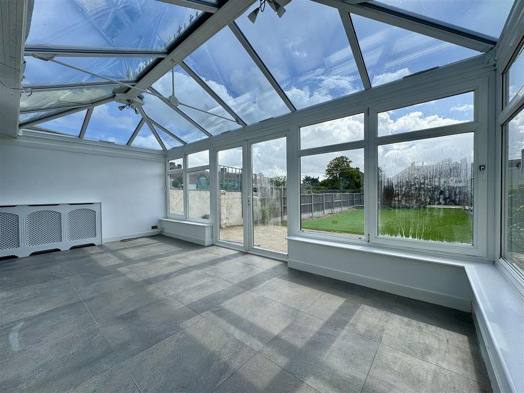 Property photo 3 of 22 Img_6818.Jpg