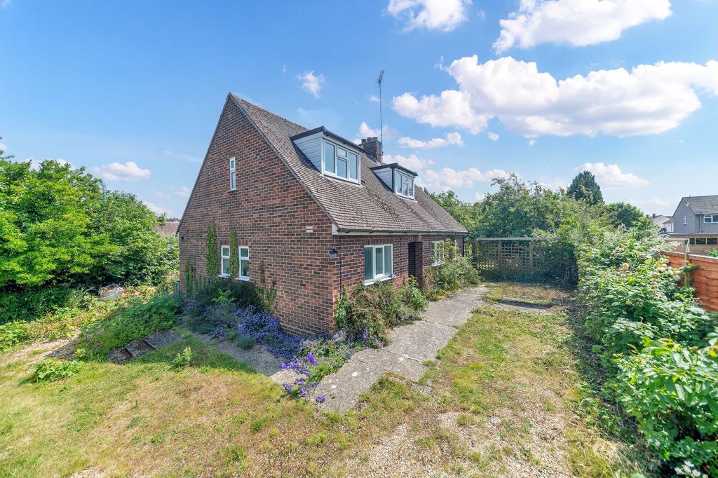 Property photo 1 of 32