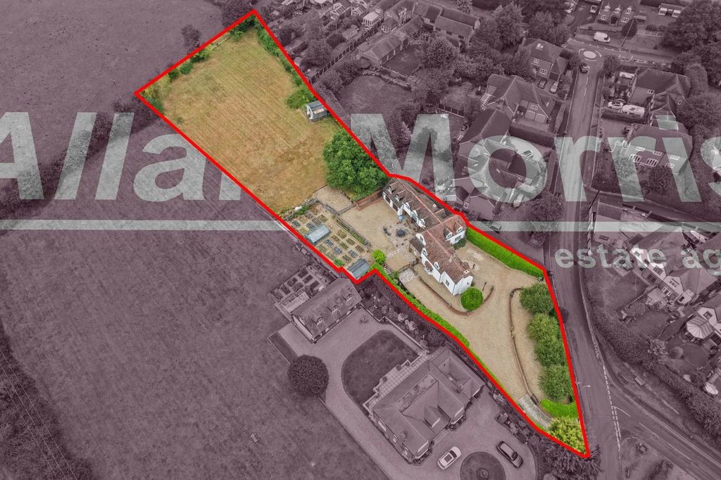 Property photo 3 of 32