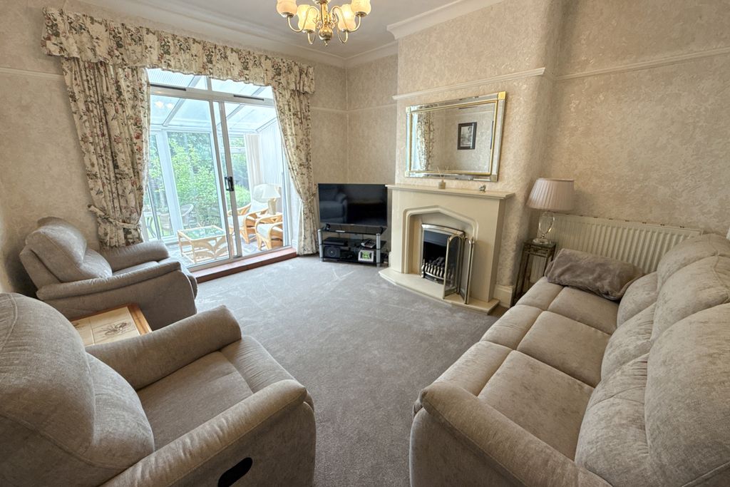Property photo 3 of 14 Pbox-Img.Jpg