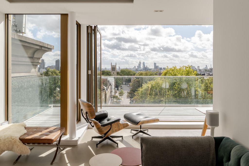 Property photo 1 of 26 311235 - 20250915-Tmh-Pentonville-Rd_66-9_Hi_Res.Jpg