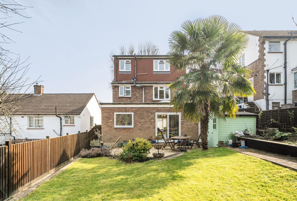 Property photo 2 of 21 1430805-11-69c14F...