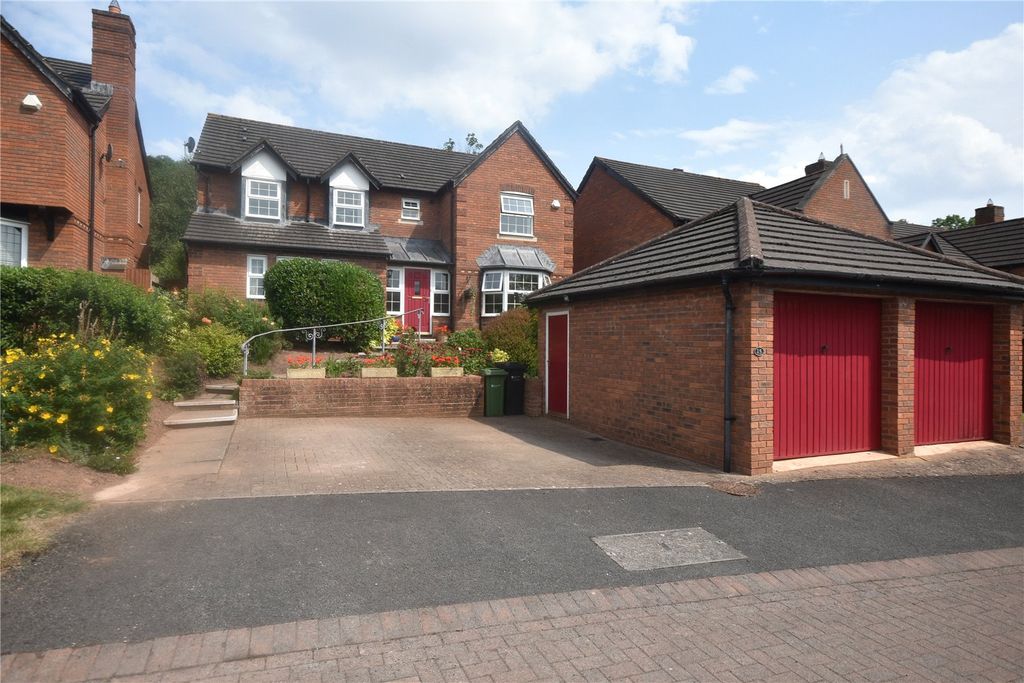 Property photo 1 of 38 Picture No. 05
