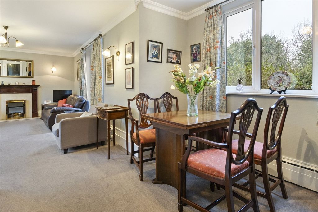 Property photo 3 of 33 Picture No. 19