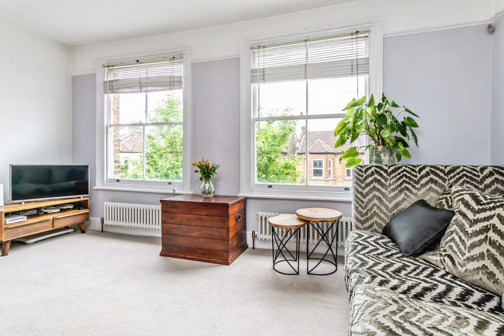 Property photo 2 of 19 Pbox-Img.Jpg