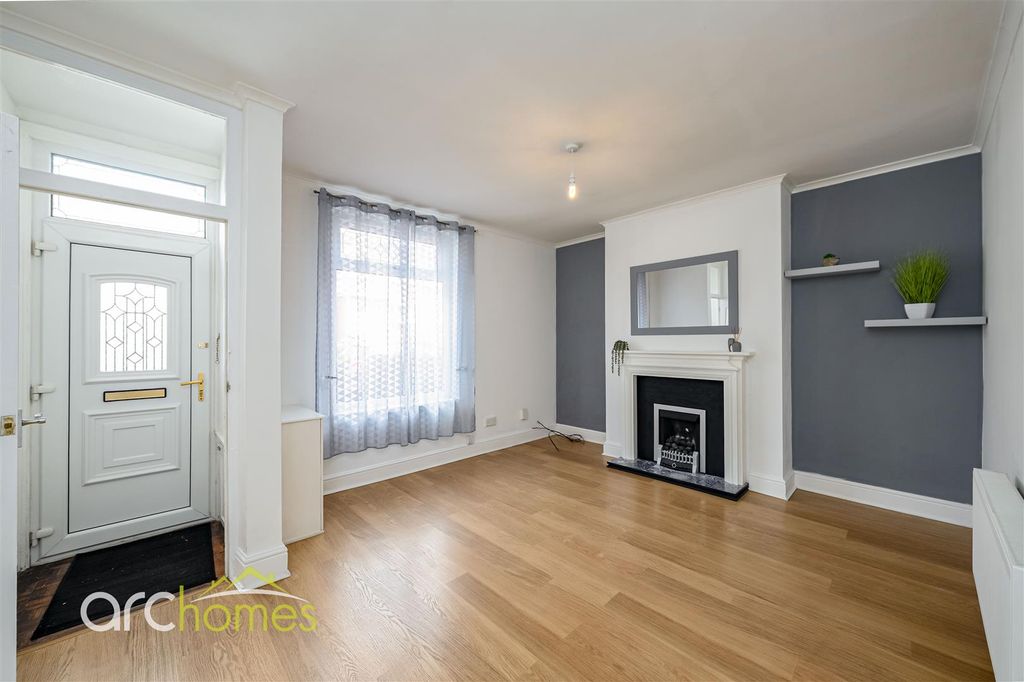Property photo 2 of 16 Stanley-1.Jpg