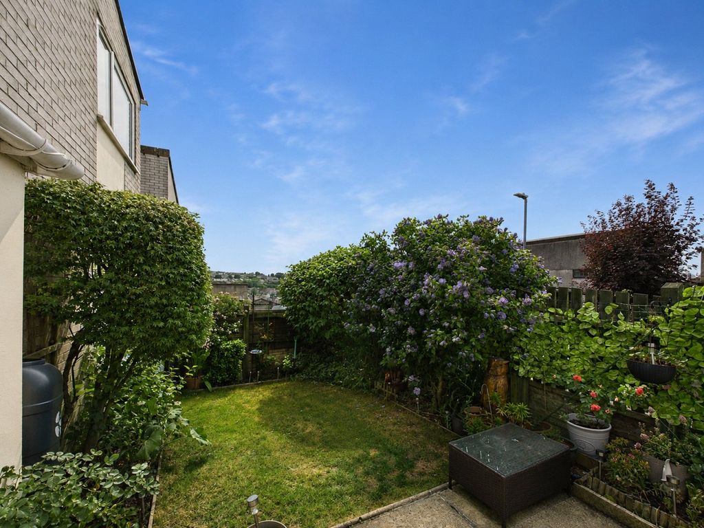 Property photo 2 of 16 Picture No. 30
